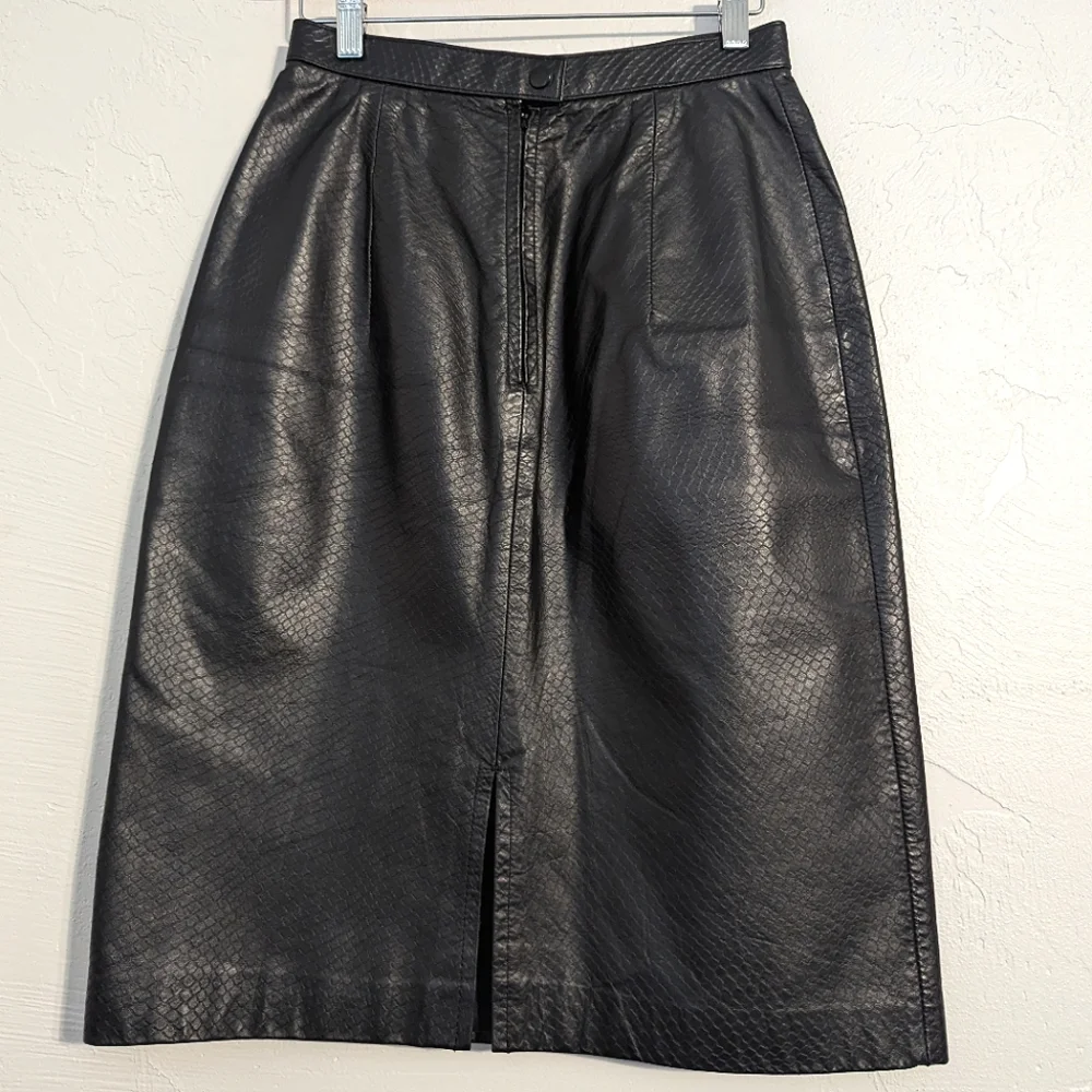 Vintage Wilsons Black Leather Textured Mini Pencil Skirt Mob Wife Biker Babe